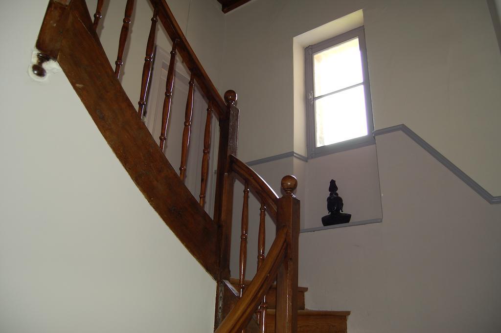 La Vieille Ecole Bed and Breakfast Bourgougnague Esterno foto